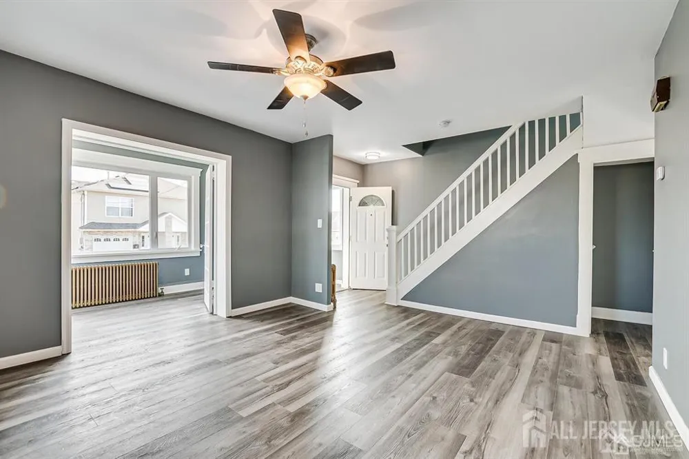 43 Saint Ann Street Carteret, NJ 07008
