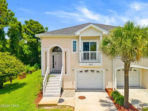 6220 Lagoon Drive