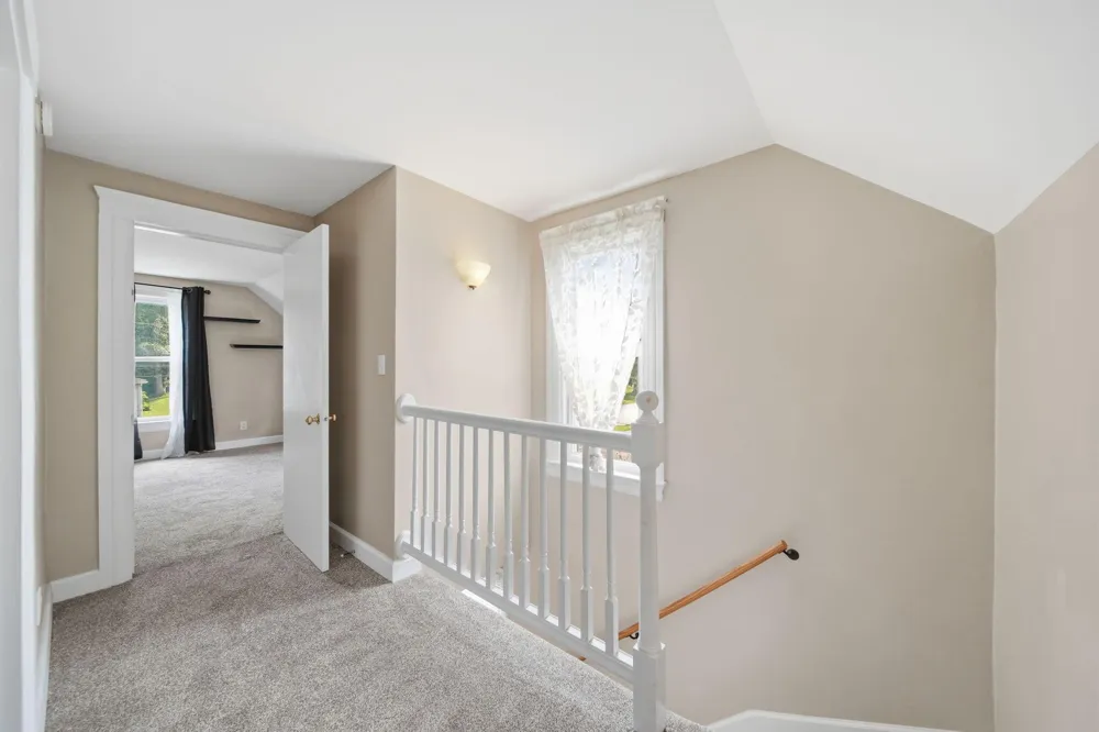 122 W Monroe Street Jackson, MI 49202