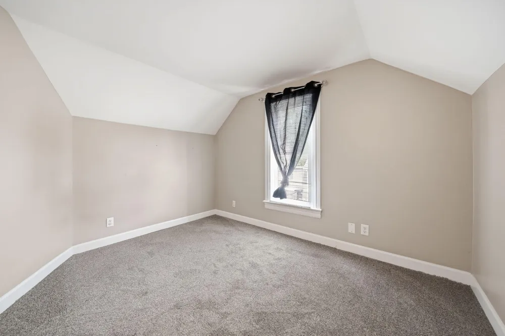 122 W Monroe Street Jackson, MI 49202