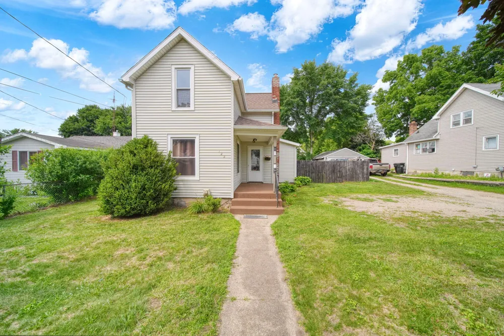 122 W Monroe Street Jackson, MI 49202