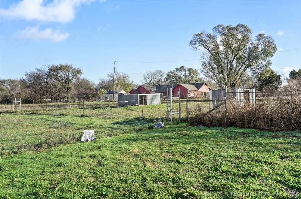 3951 E 86th Street Sperry, OK 74073