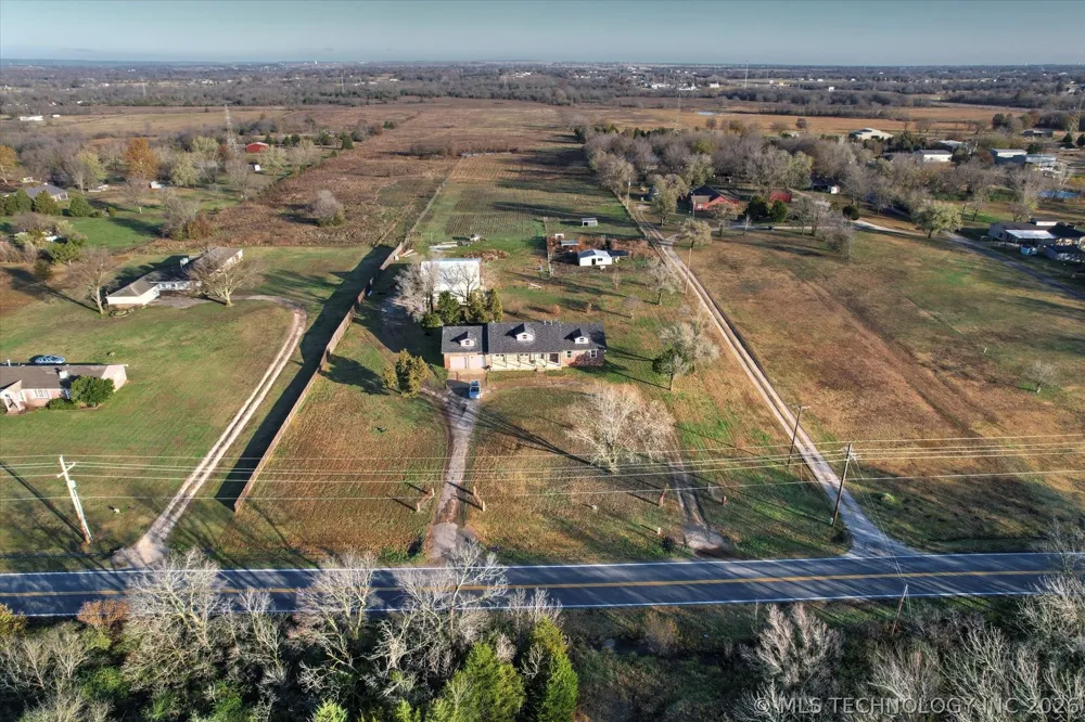 3951 E 86th Street Sperry, OK 74073