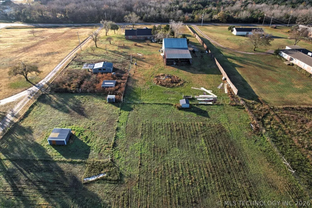 3951 E 86th Street Sperry, OK 74073