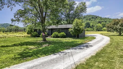 4686 Lickton PIKE