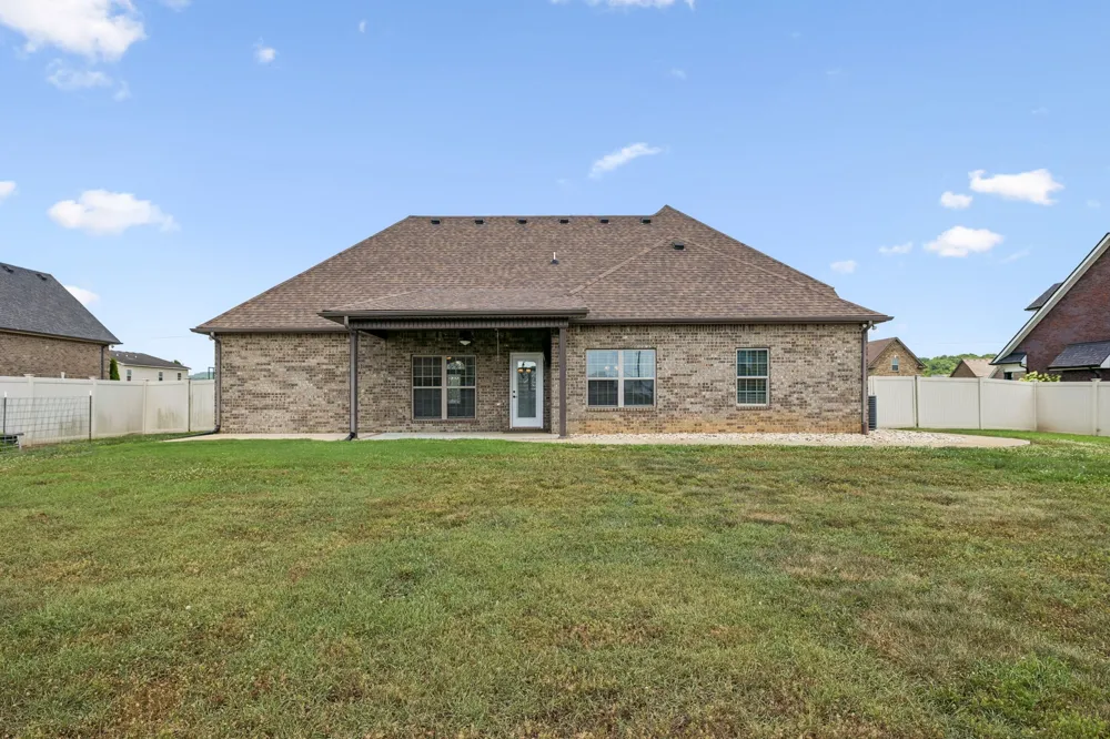 2108 Long Shot Ct Lascassas, TN 37085