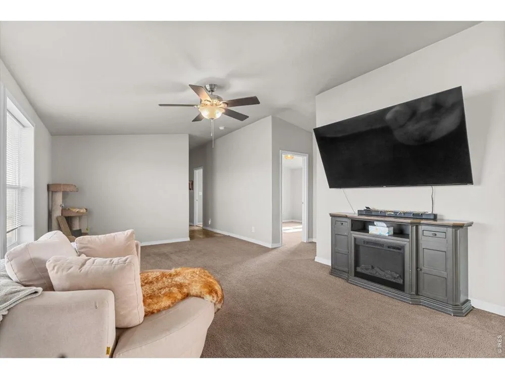 54435 County Road 21 Carr, CO 80612