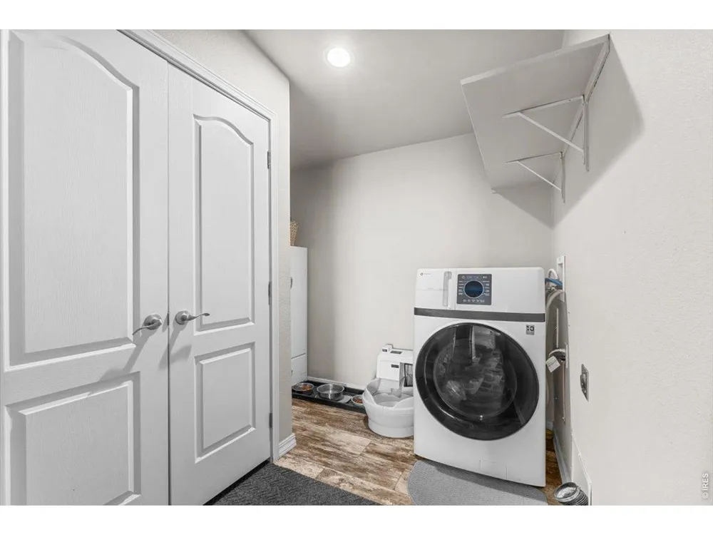 54435 County Road 21 Carr, CO 80612