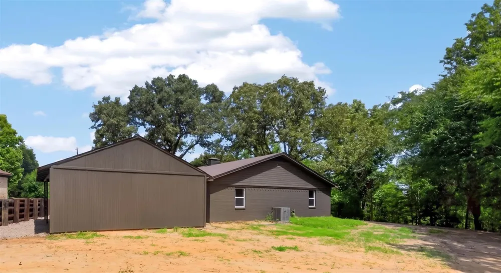 14219 County Road 1252 Tyler, TX 75709