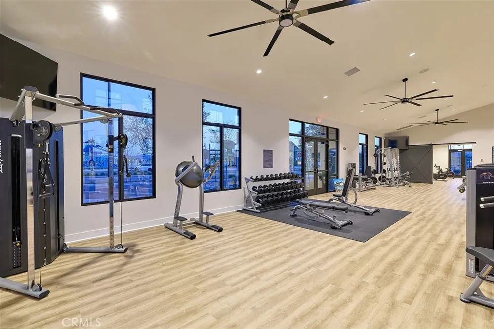 6056 Bryce Drive Eastvale, CA 92880
