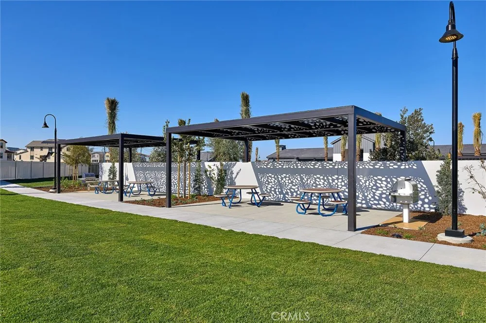 6056 Bryce Drive Eastvale, CA 92880