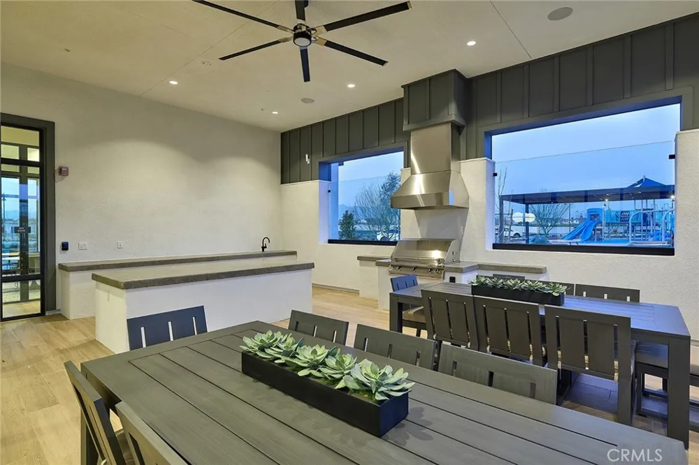 6056 Bryce Drive Eastvale, CA 92880