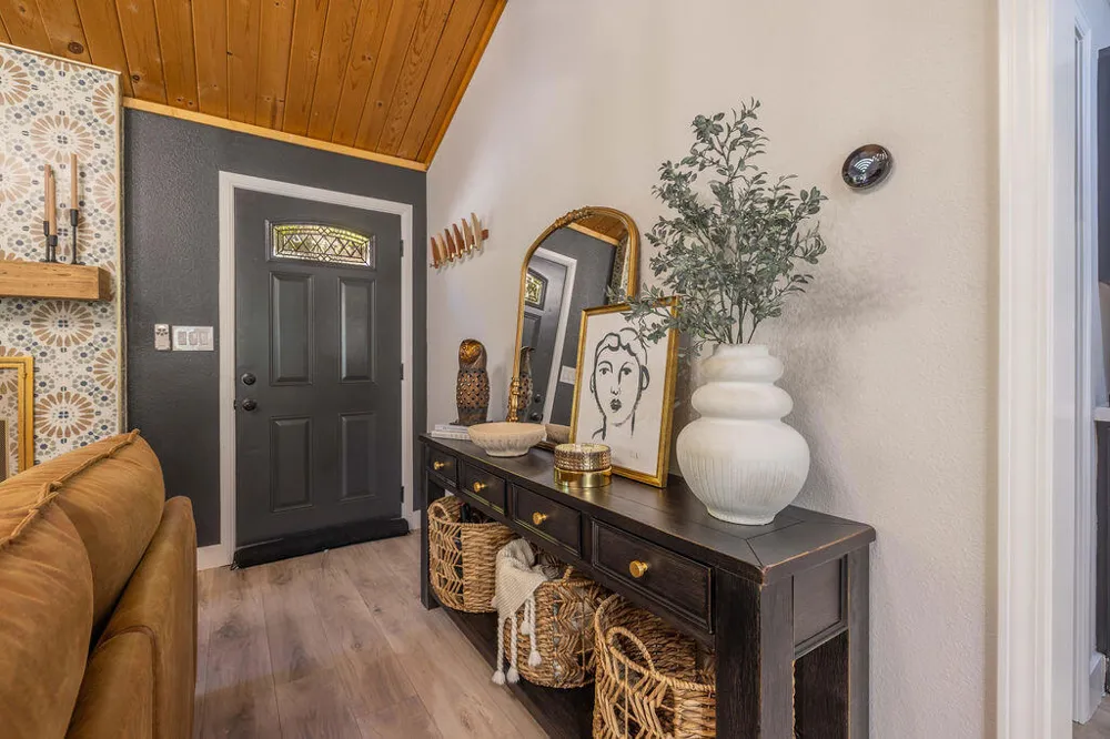 1126 Crags Lane Fawnskin, CA 92333