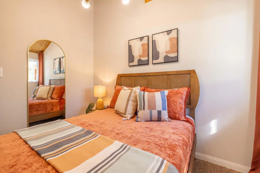 1126 Crags Lane Fawnskin, CA 92333