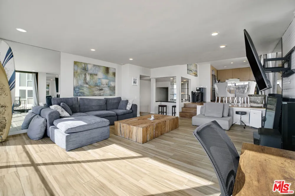 1 Jib Street #101 Marina del Rey, CA 90292