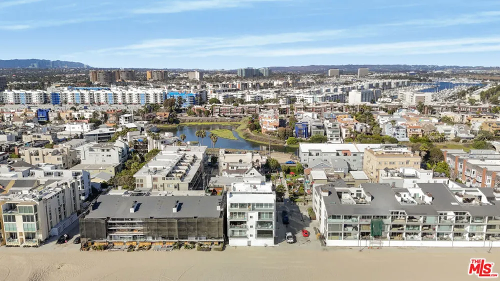 1 Jib Street #101 Marina del Rey, CA 90292