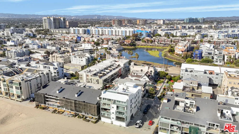 1 Jib Street #101 Marina del Rey, CA 90292