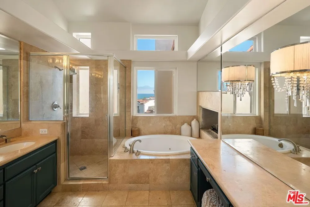 6422 Lunita Road Malibu, CA 90265