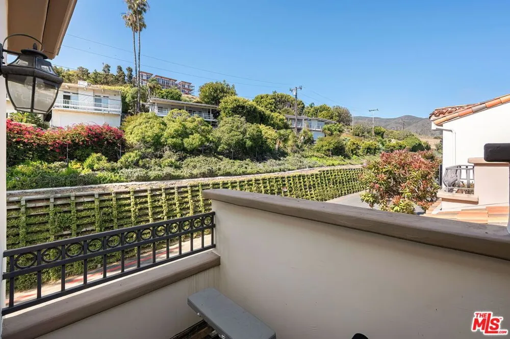 6422 Lunita Road Malibu, CA 90265