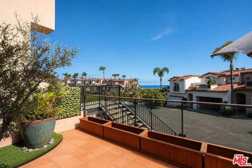 6422 Lunita Road Malibu, CA 90265