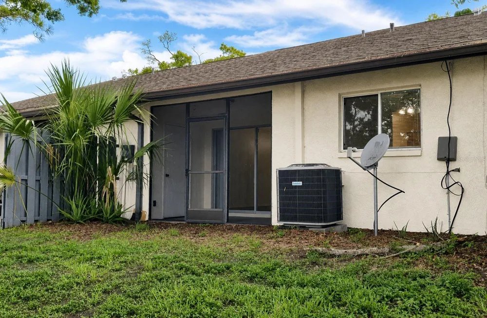3962 LA COSTA LANE Largo, FL 33771