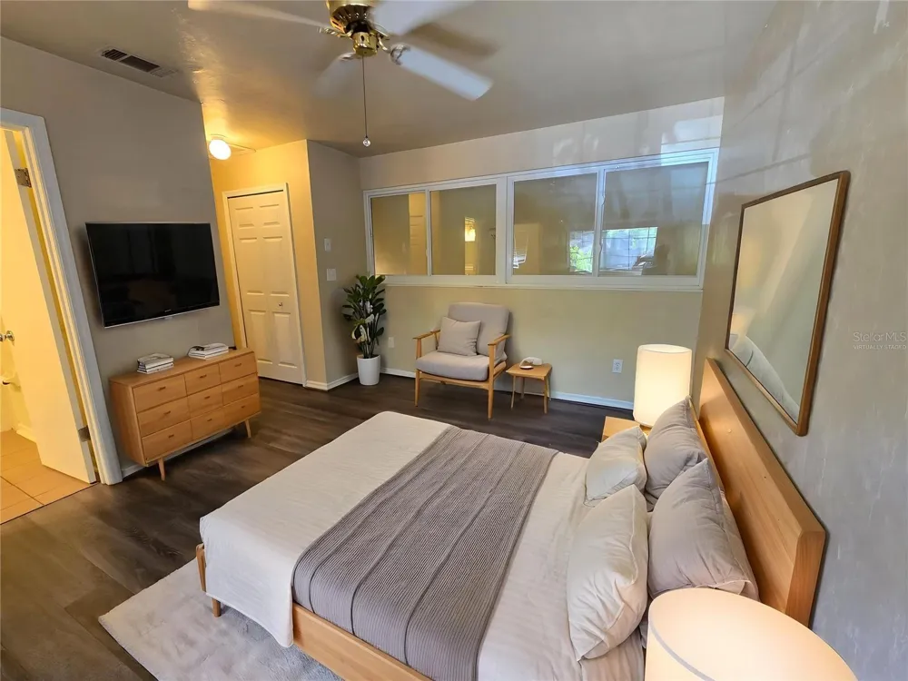 842 SW 55TH TERRACE Gainesville, FL 32607