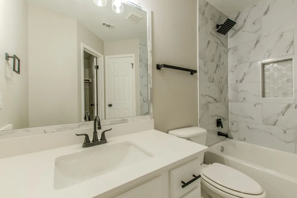 3988 Lord Byron Circle Round Rock, TX 78664
