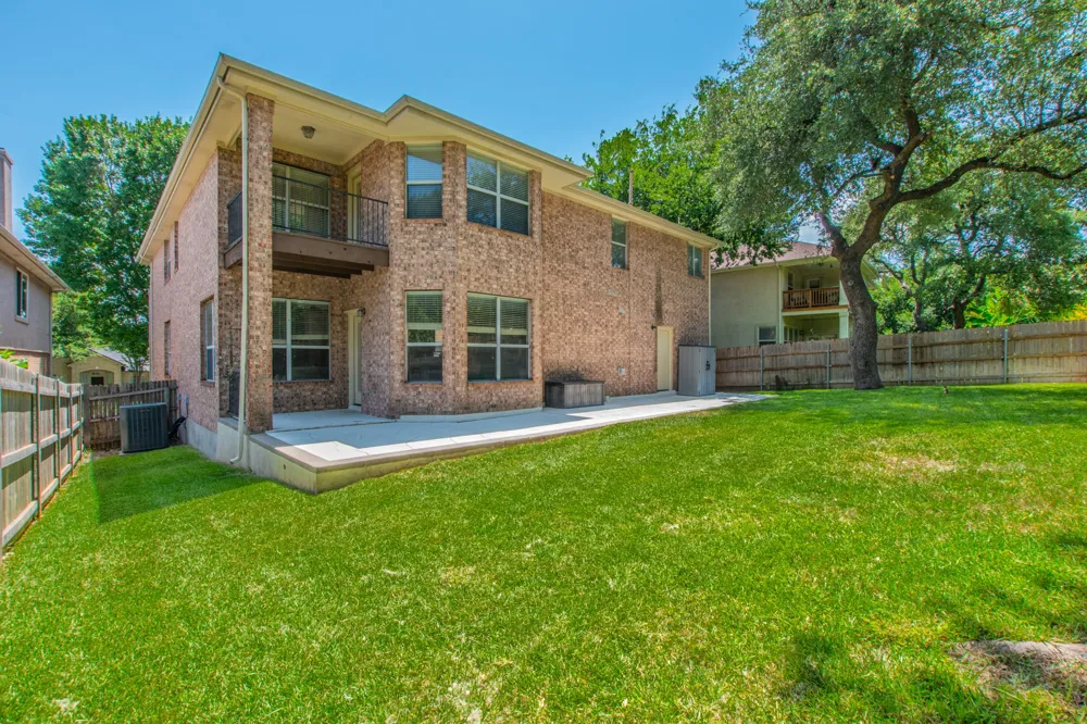 3988 Lord Byron Circle Round Rock, TX 78664