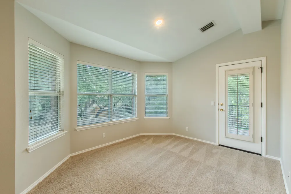 3988 Lord Byron Circle Round Rock, TX 78664
