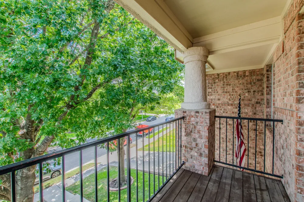 3988 Lord Byron Circle Round Rock, TX 78664