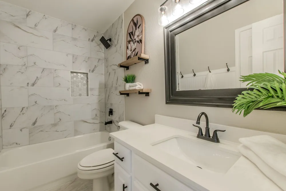 3988 Lord Byron Circle Round Rock, TX 78664