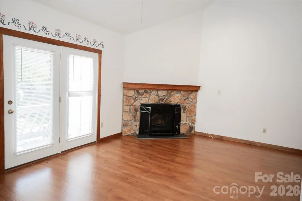 100 Willow Run Drive #17 Gastonia, NC 28056