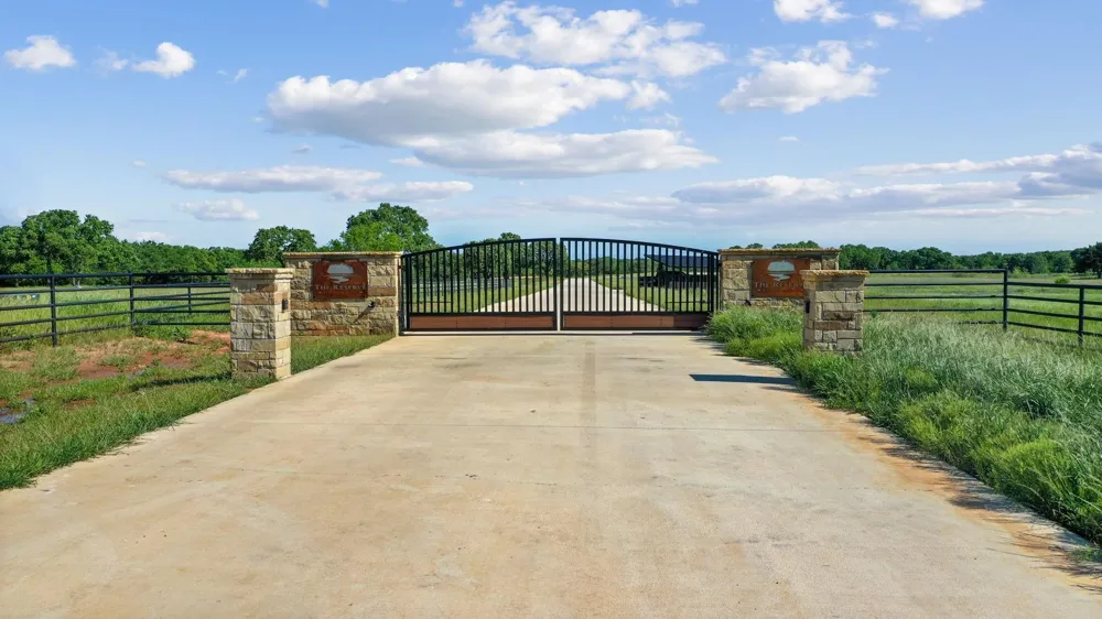 4036 Upland Terrace Poolville, TX 76487