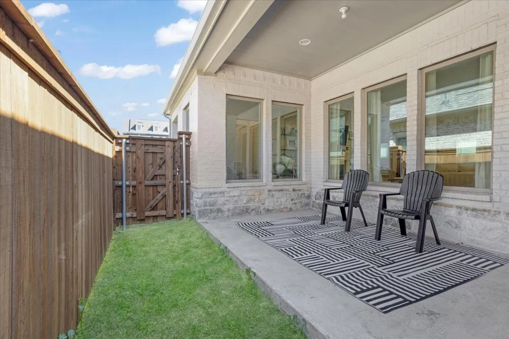 1709 Victoria Place Celina, TX 75009