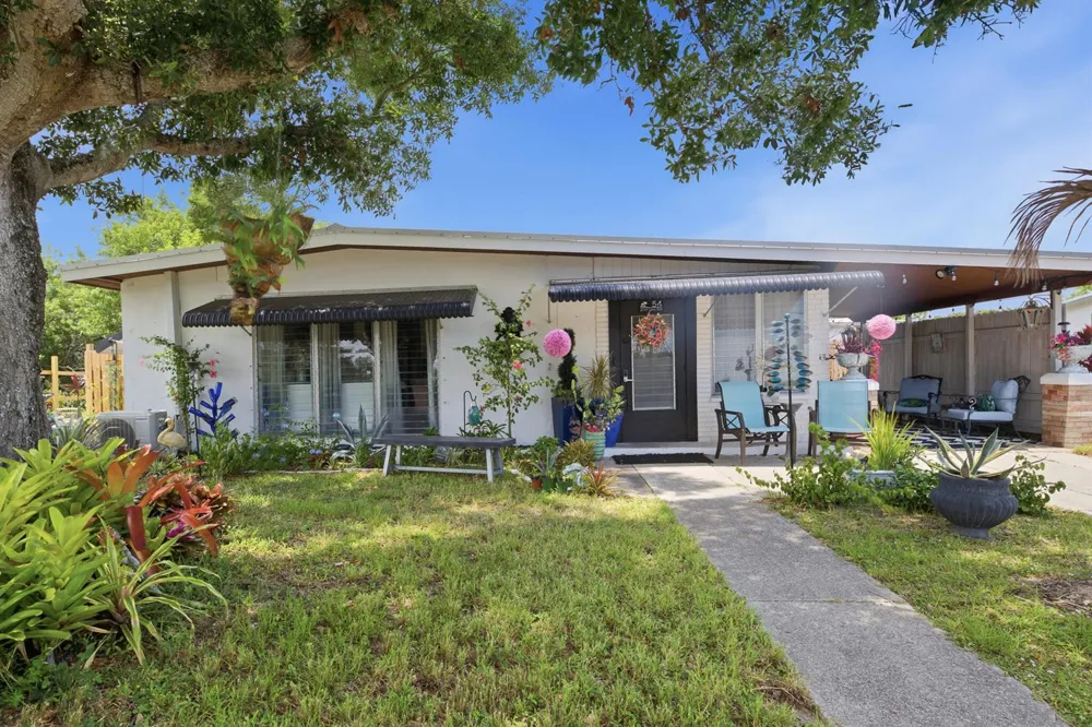 54 20th Lane SW Vero Beach, FL 32962