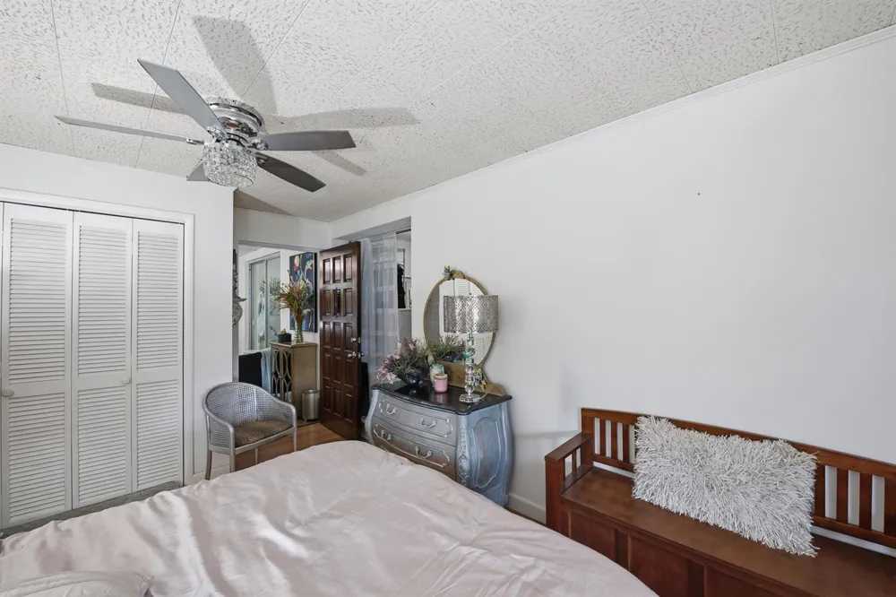 54 20th Lane SW Vero Beach, FL 32962