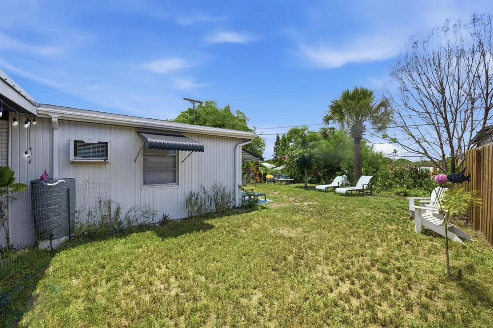 54 20th Lane SW Vero Beach, FL 32962