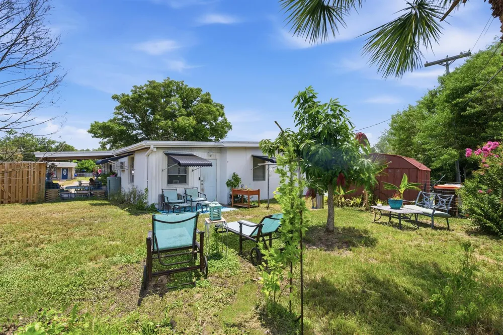 54 20th Lane SW Vero Beach, FL 32962