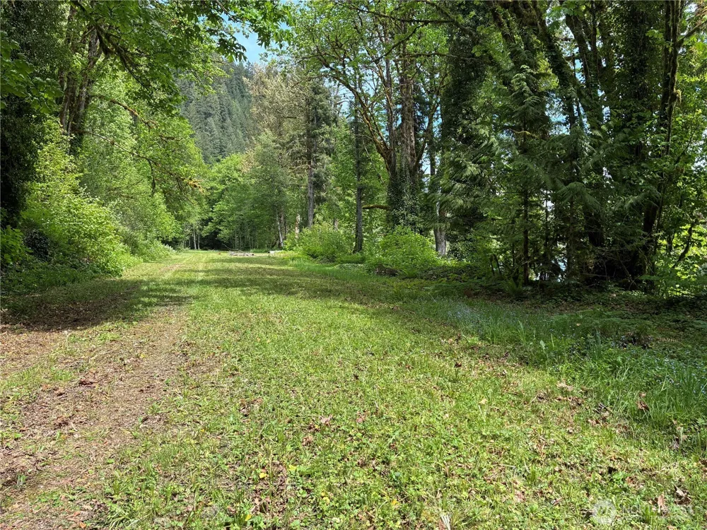 10909 State Route 530 Rockport, WA 98283