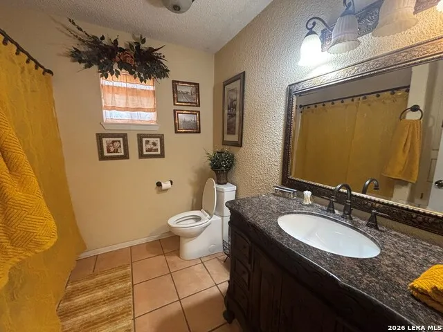 759 McDavid St Quemado, TX 78877