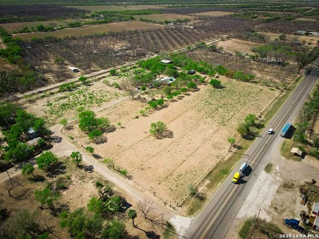 759 McDavid St Quemado, TX 78877