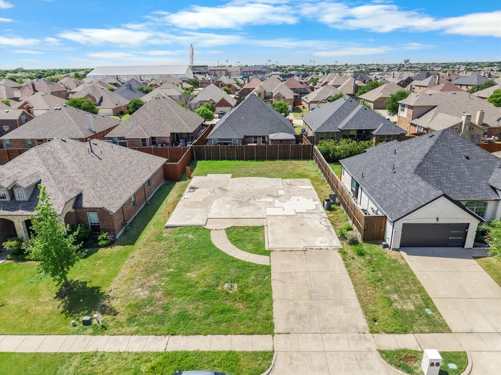 3042 Lakefield Drive Little Elm, TX 75068