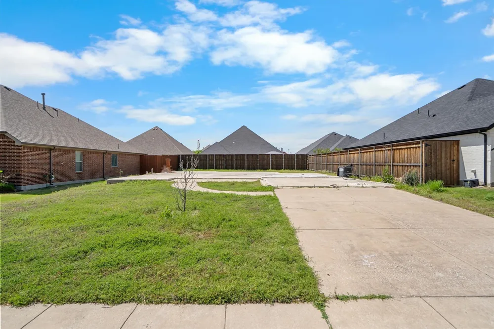 3042 Lakefield Drive Little Elm, TX 75068