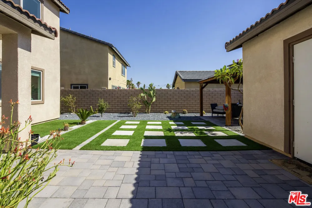 26963 Avenida Quintana Cathedral City, CA 92234