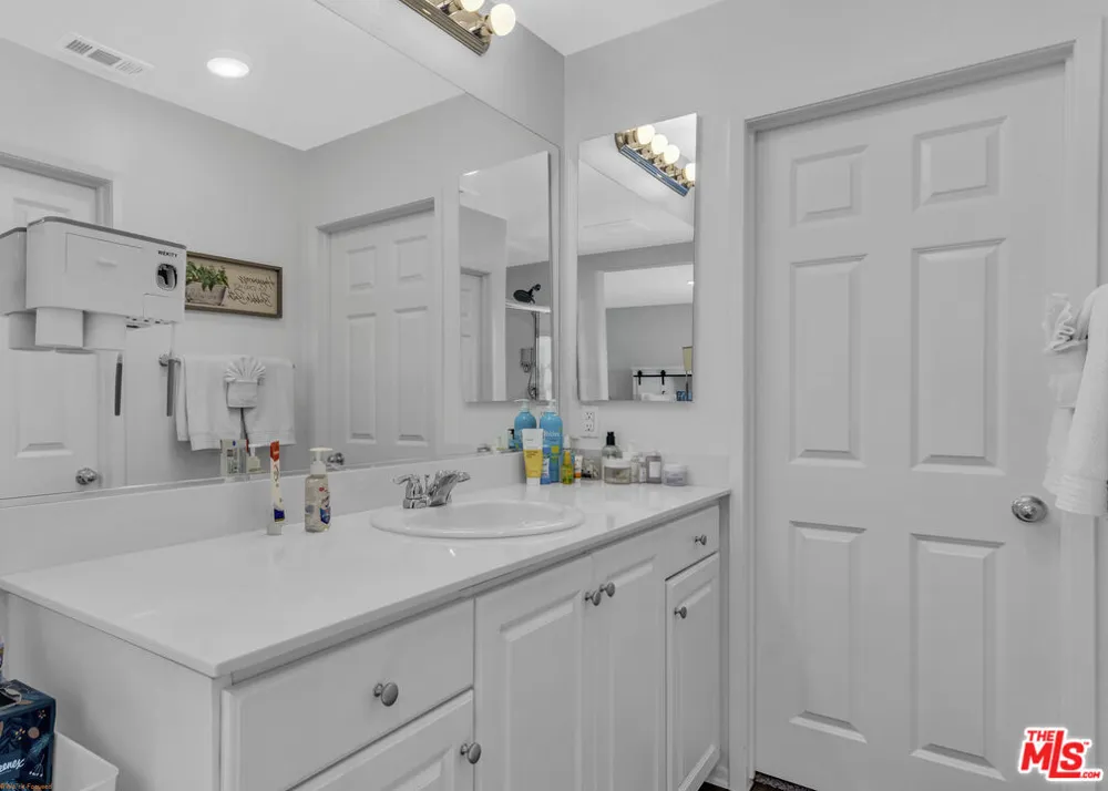 26963 Avenida Quintana Cathedral City, CA 92234