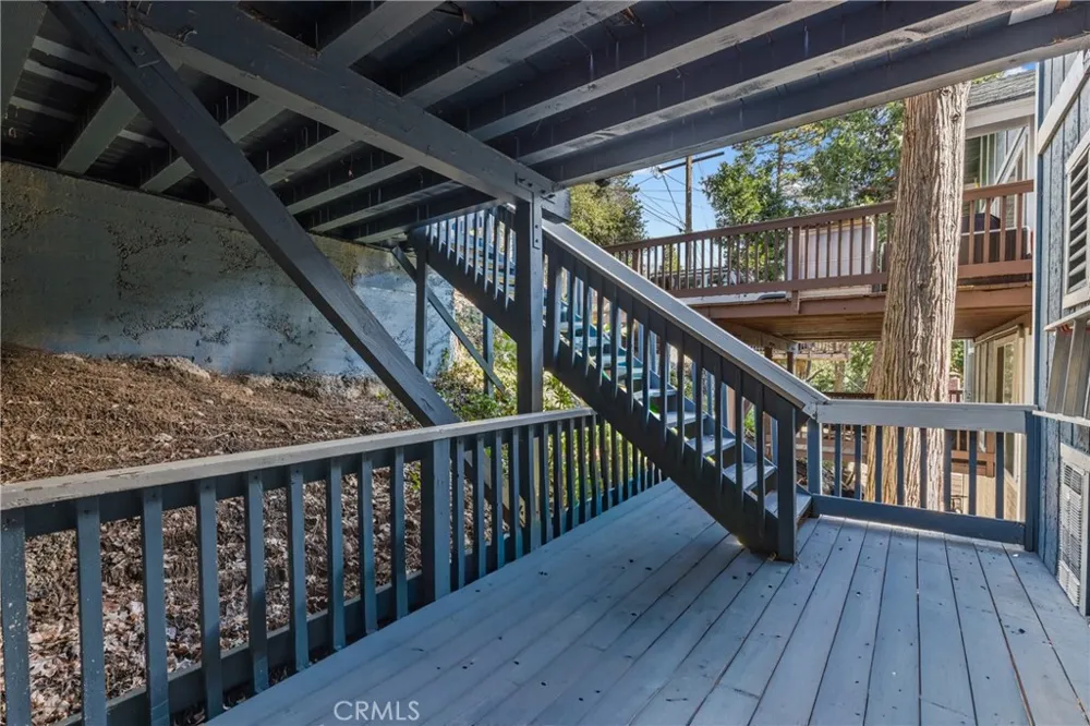 23771 Zuger Dr Crestline, CA 92325