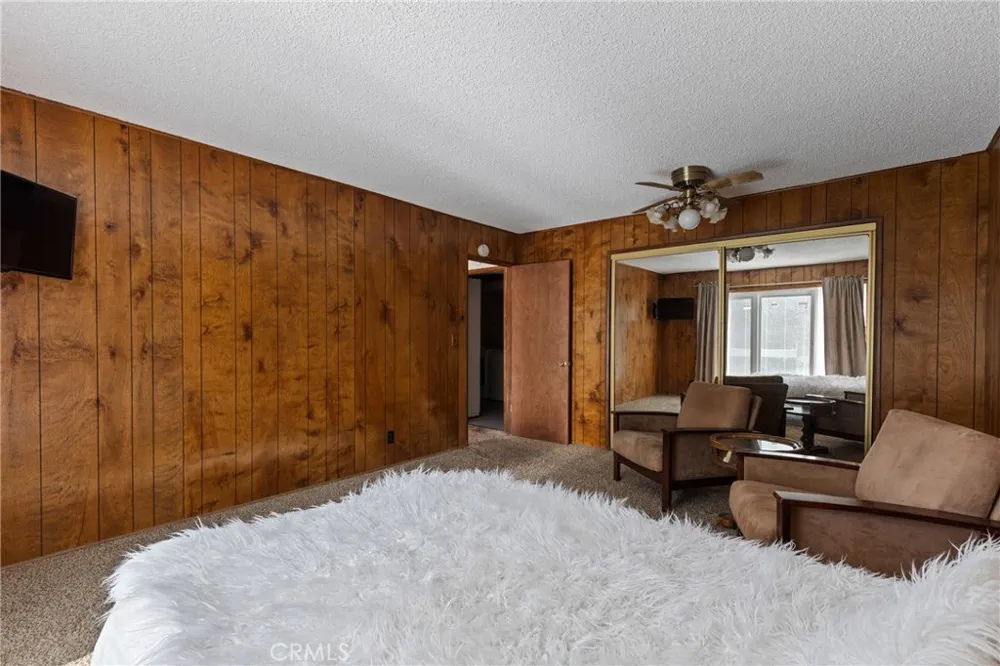 23771 Zuger Dr Crestline, CA 92325
