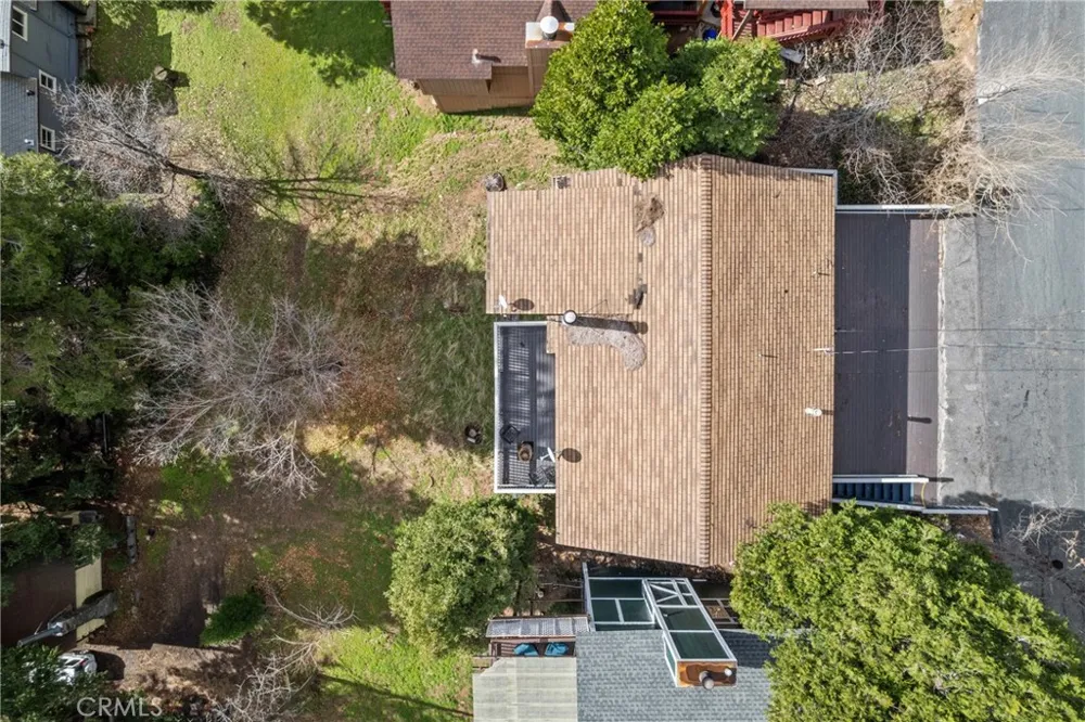 23771 Zuger Dr Crestline, CA 92325