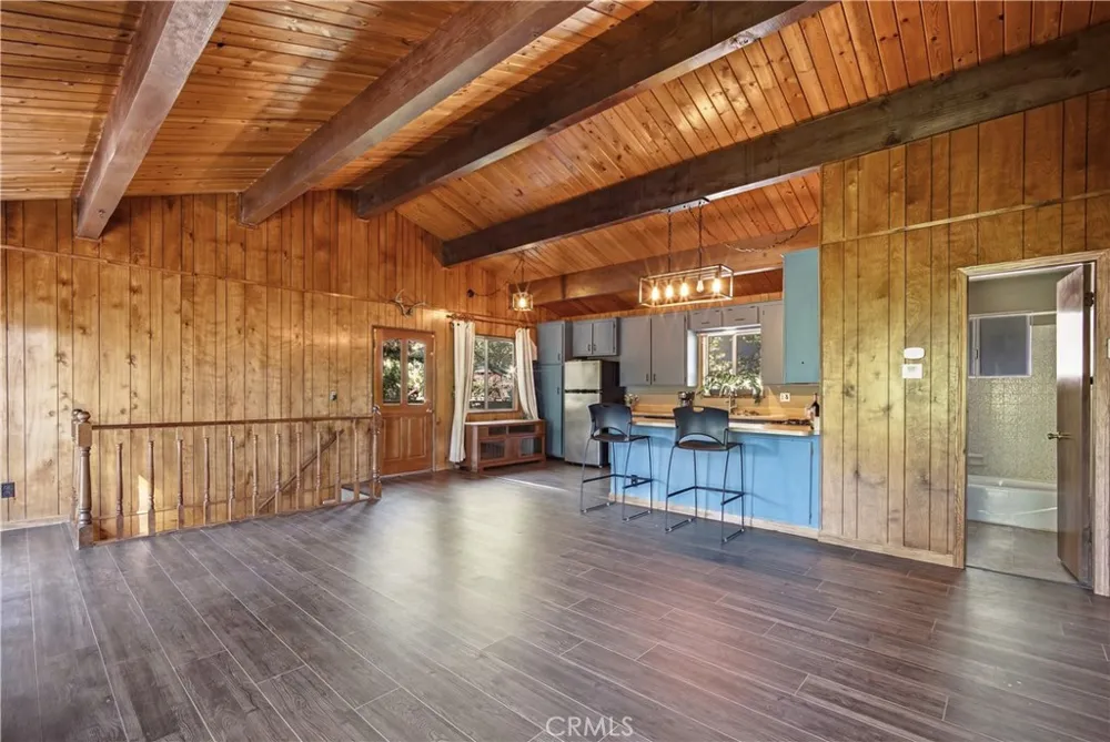 23771 Zuger Dr Crestline, CA 92325