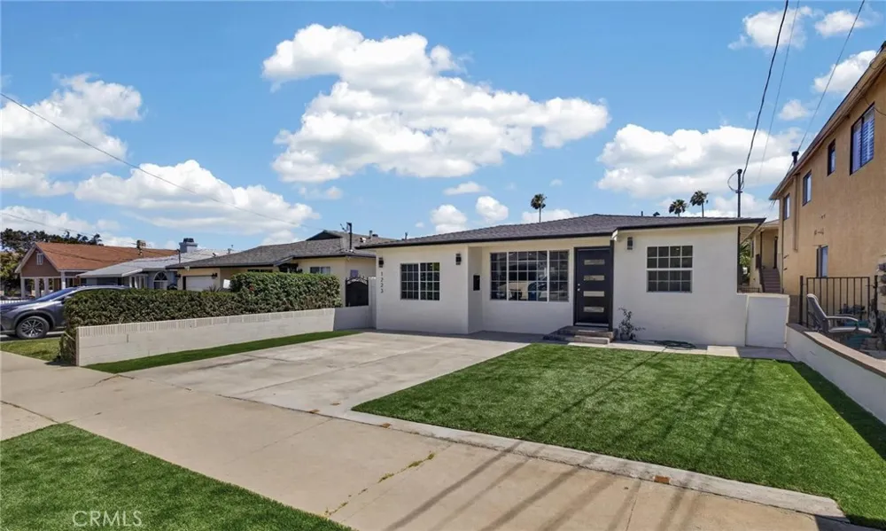 1223 W 23rd San Pedro, CA 90731